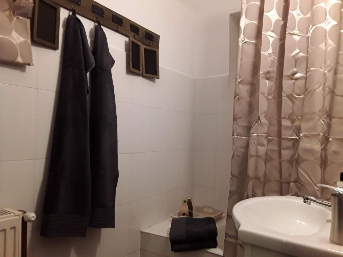 Cocooning In A Lovely Mountain Suite - One Azuga Bagian luar foto